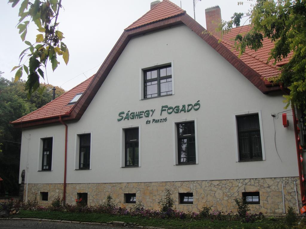 Sághegy Fogadó és Panzió Celldömölk Exterior foto